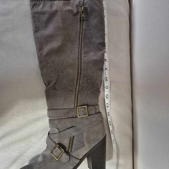 NWOT Sweater Top Boots - Picture 8 of 13